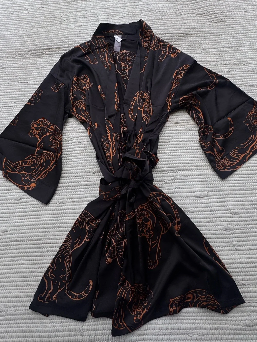 Auden Tiger Print Satin Kimono Robe Black Copper Tie Waist Sleepwear M/L - Picture 2 of 9